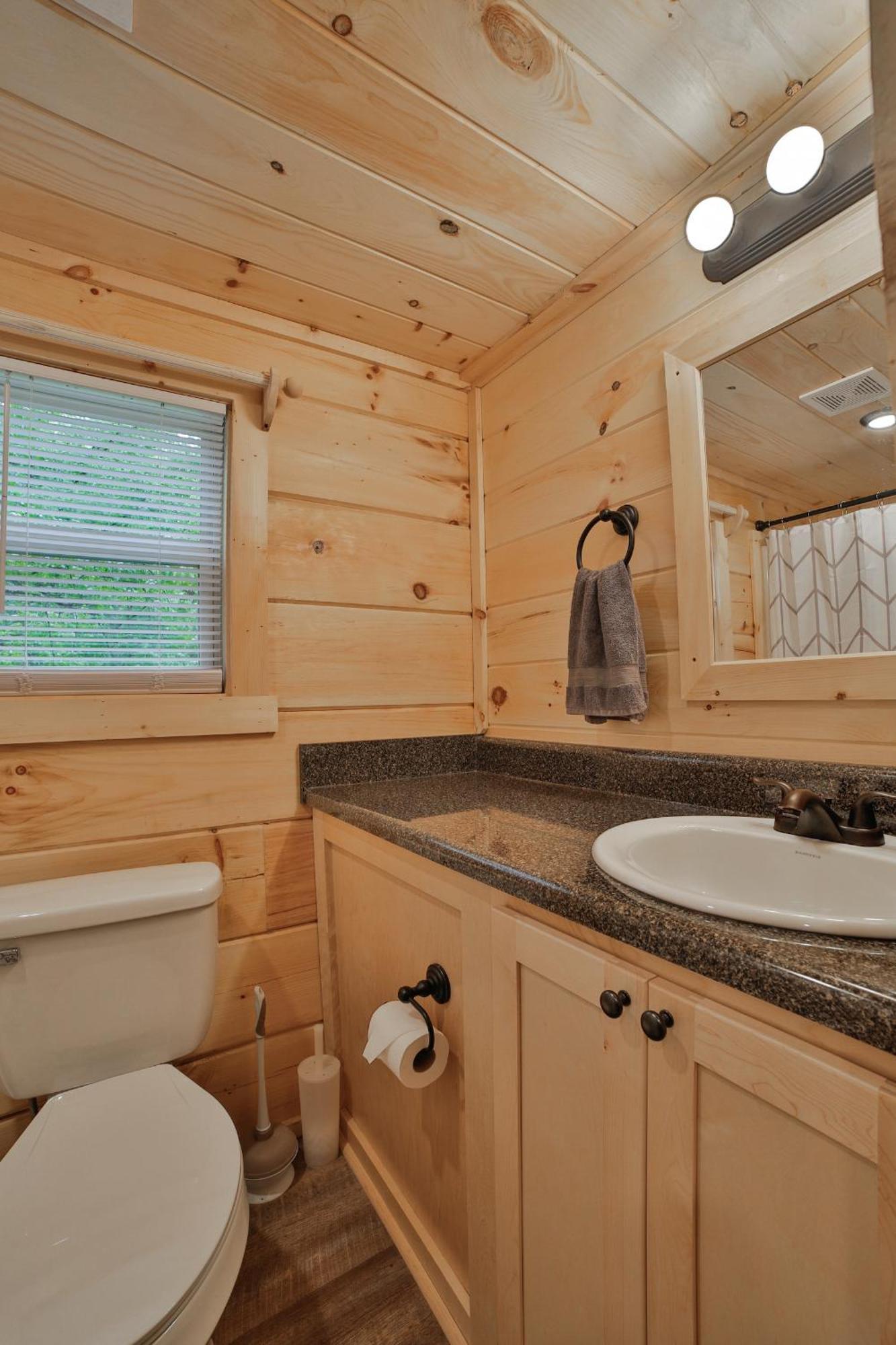 Lena Cabin Wooded Tiny Cabin - Hot Tub Chattanooga Zewnętrze zdjęcie
